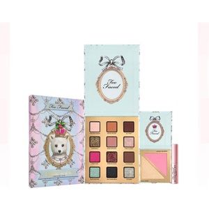 Too faced Christmas set